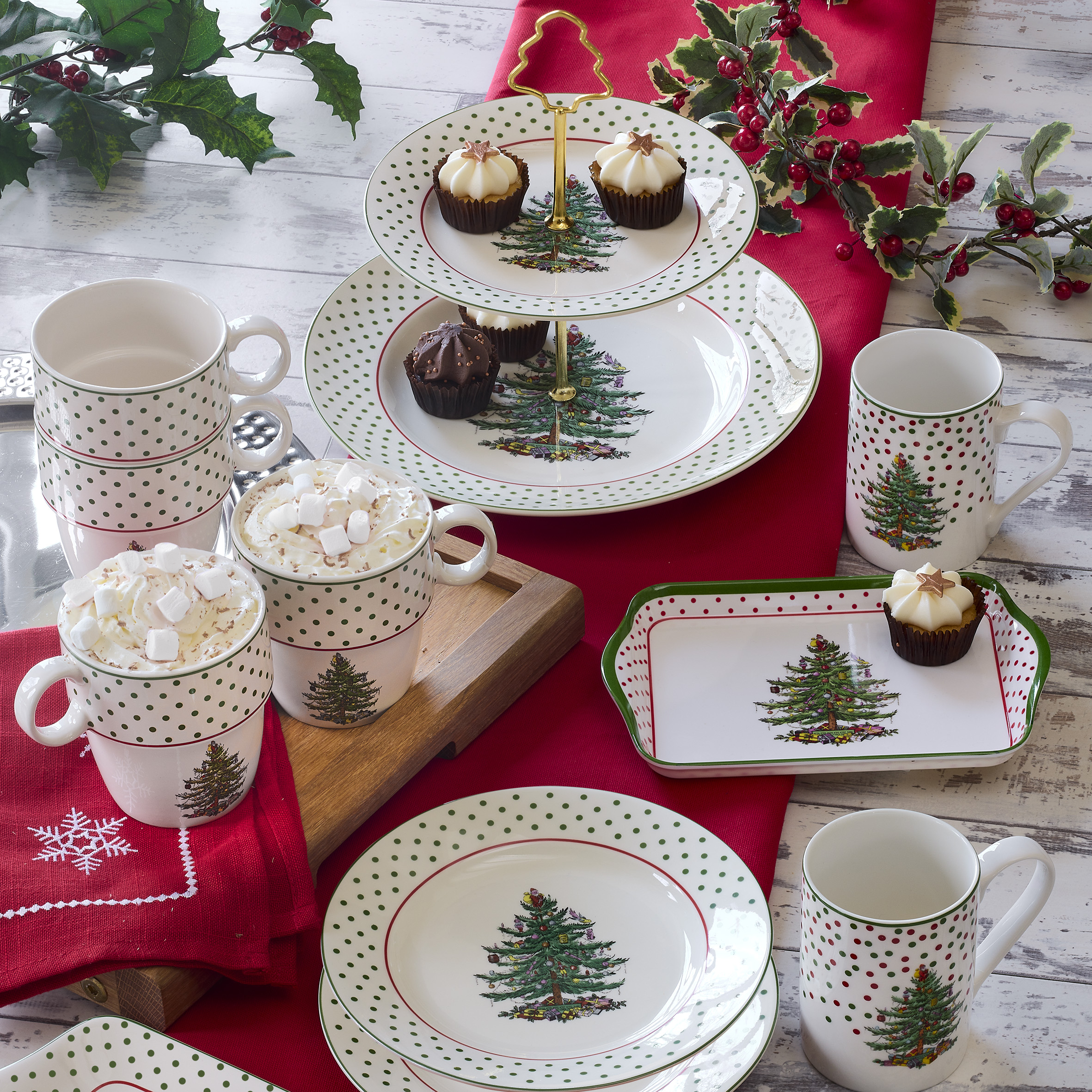 Christmas Tree Polka Dot Mug & Spoon Set image number null